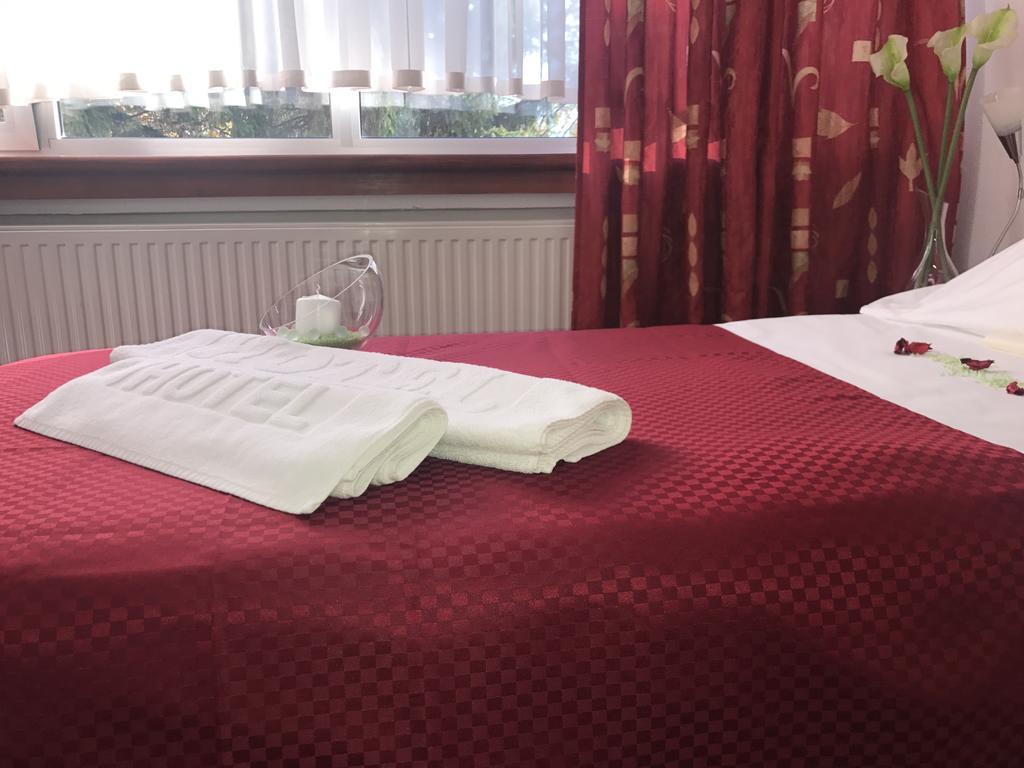 Park Hotel Bihać Buitenkant foto